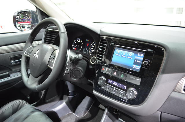 Autoradio OEM Outlander 2013