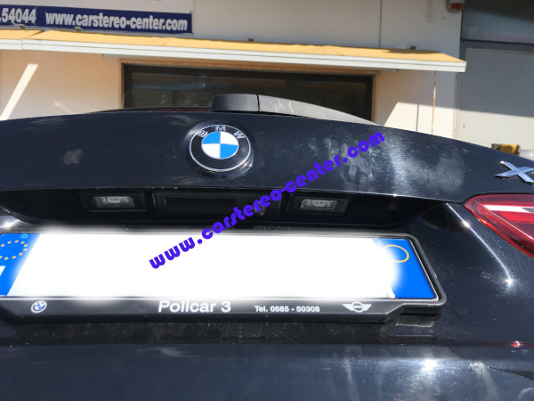 Telecamera posteriore personalizzata a maniglia per BMW X1