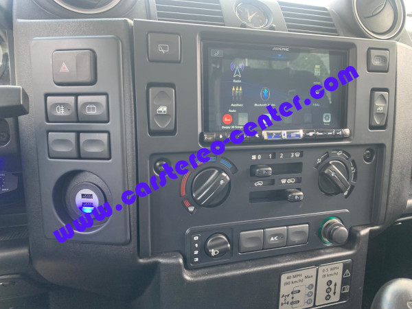 Alpine iLX705D con carplay ed Androdid Auto per Defender 90