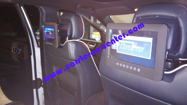 Monitor Poggiatesta Phonocar VM159 su Jeep Grand Cherokee