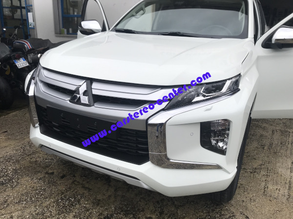 Sensori di parcheggio per Mitsubishi L200