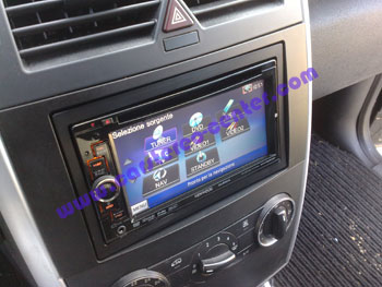 Mercedes Classe B con navigatore Kenwood DNX5260BT