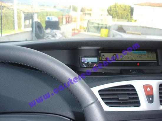 Installazione Parrot CK3100 su Renault Gran Scenic