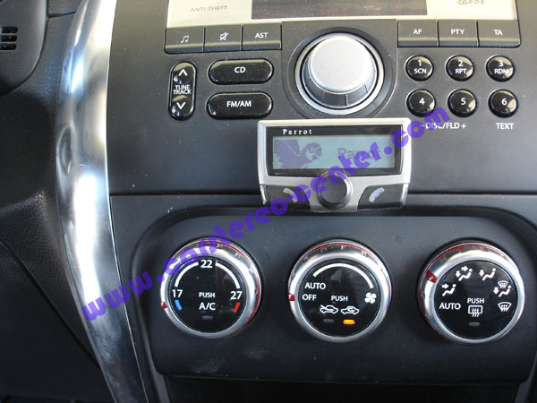 Suzuki SX4 con viva voce bluetooth Suzuki SX4 con viva voce bluetooth