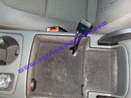 Cavo USB, iPhone, Aux MKi9200 su Audi A5