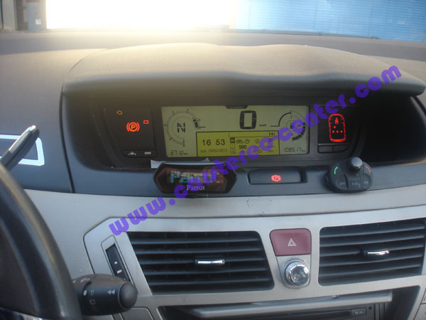 Viva voce Parrot MKi9100 su Citroen C4 Picasso